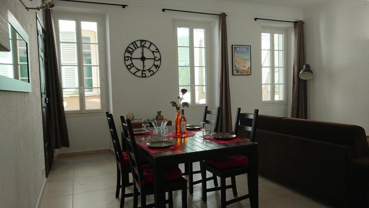 Au 23 Appartement *